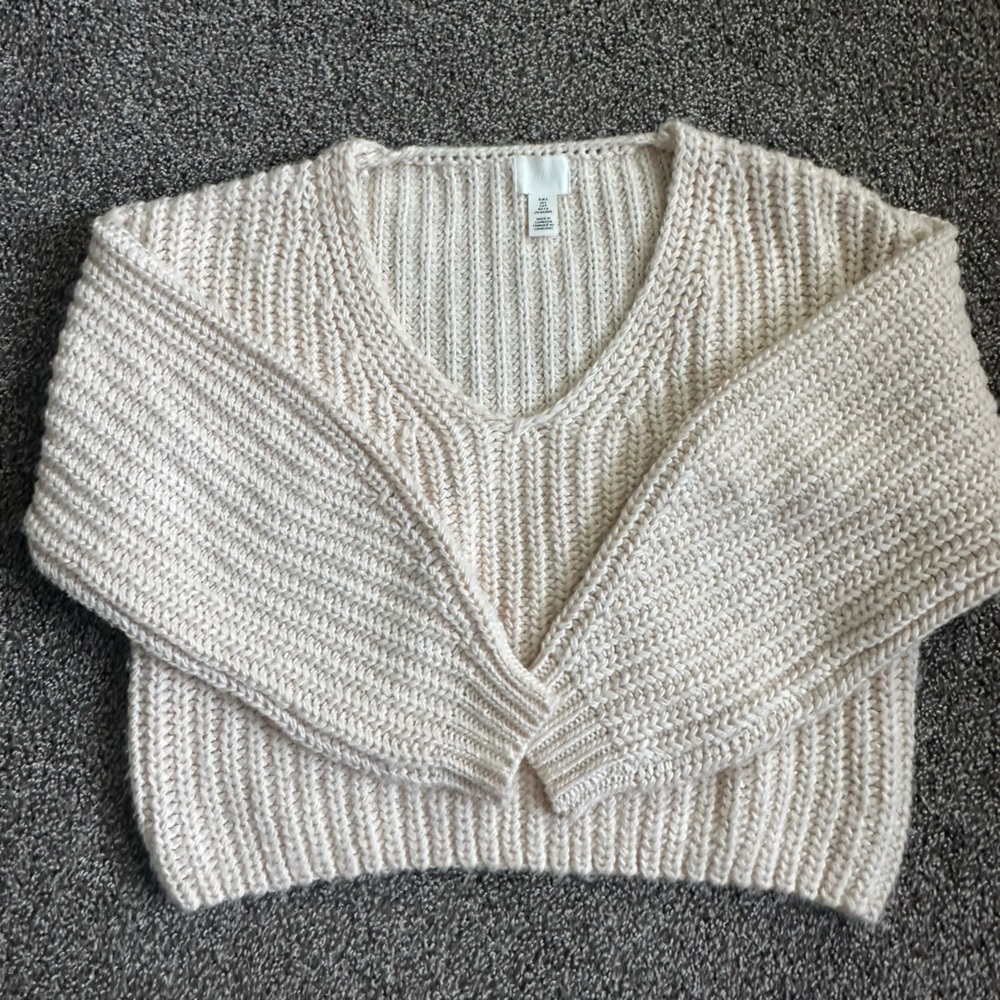 H&M Women's V-Neck cropped Sweater